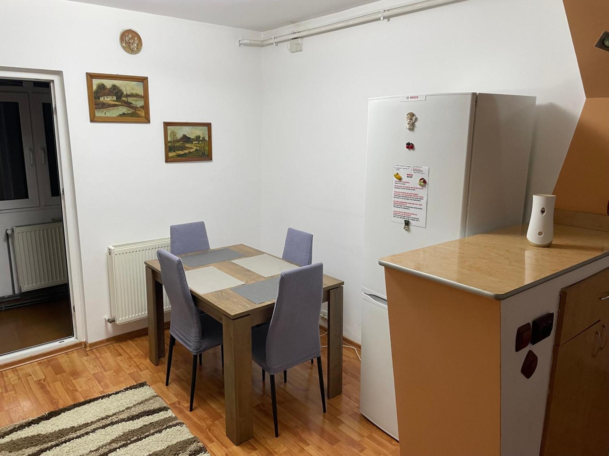 Apartament Petroşani المظهر الخارجي الصورة